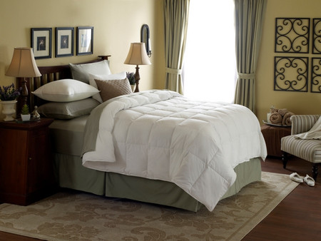 Classic Hospitality Down Comforter -Grey Duck Down -Light